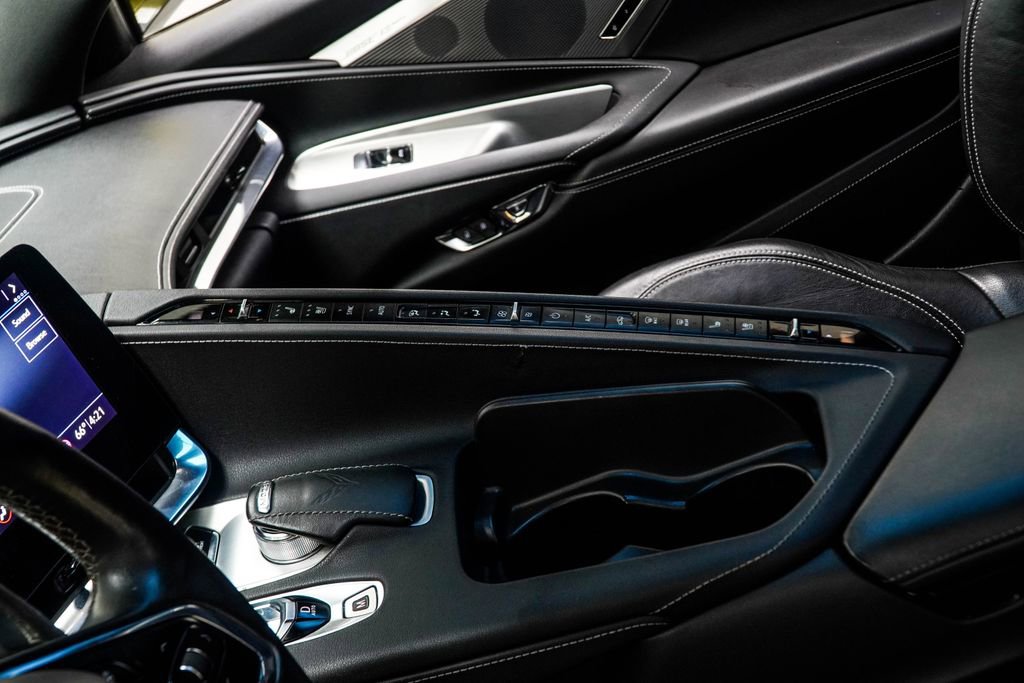 Used 2020 Chevrolet Corvette Stingray Preferred Cpe w/ 2LT Preferred Equipment Group image 20