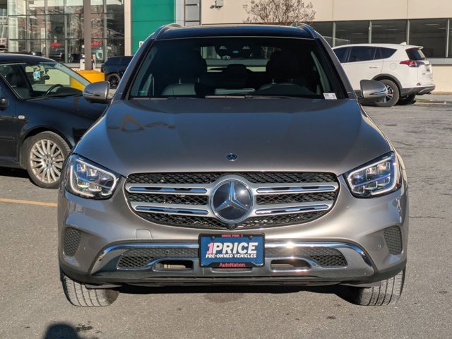 Used 2020 Mercedes-Benz GLC 300 4MATIC image 2