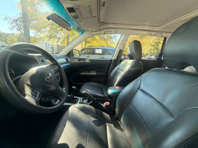 Used 2013 Subaru Forester 2.5X Premium AWD/4WD image 4