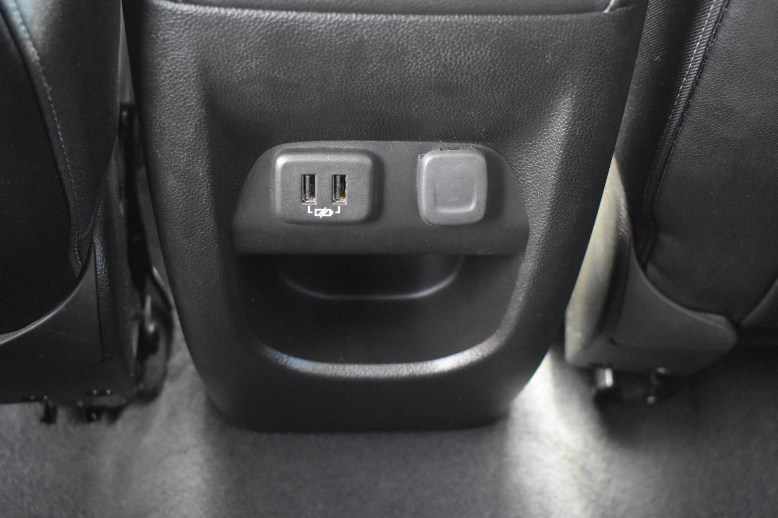 Used 2019 Chevrolet Colorado ZR2 w/ ZR2 Midnight Special Edition image 19