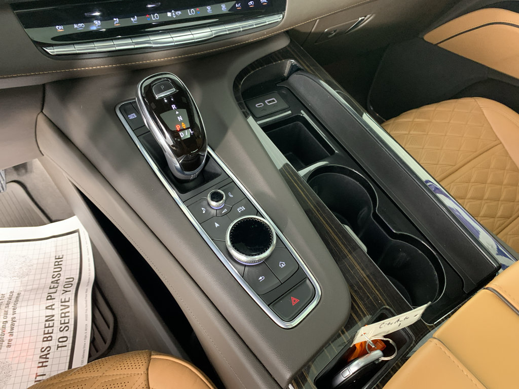 Used 2021 Cadillac Escalade Sport w/ Driver Assist Tech Package AWD/4WD image 24