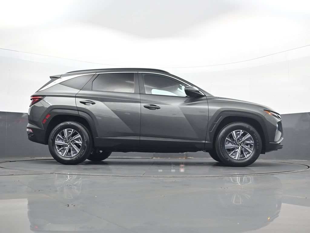 Certified 2022 Hyundai Tucson Blue w/ Cargo Package AWD/4WD image 24