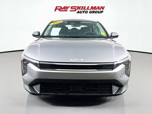 Used 2025 Kia K4 LXS image 2