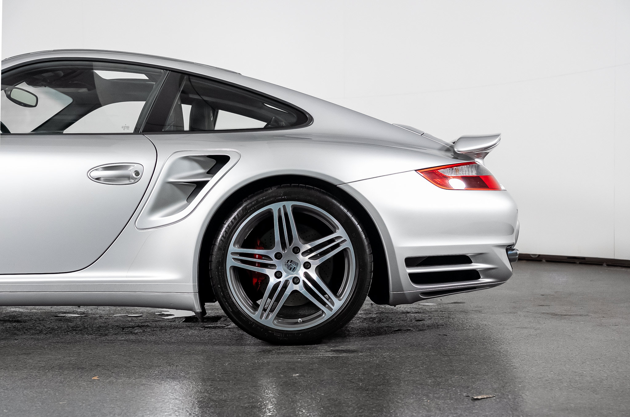 Used 2007 Porsche 911 Turbo AWD/4WD image 18