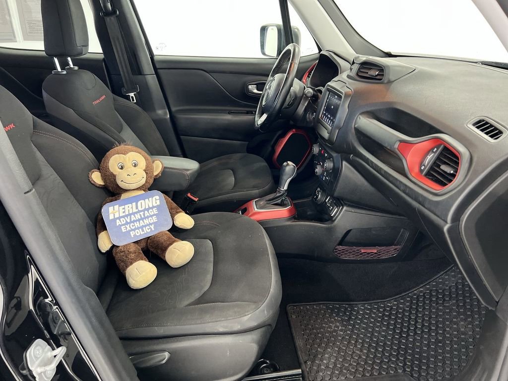 Used 2020 Jeep Renegade Trailhawk w/ Cold Weather Group image 24