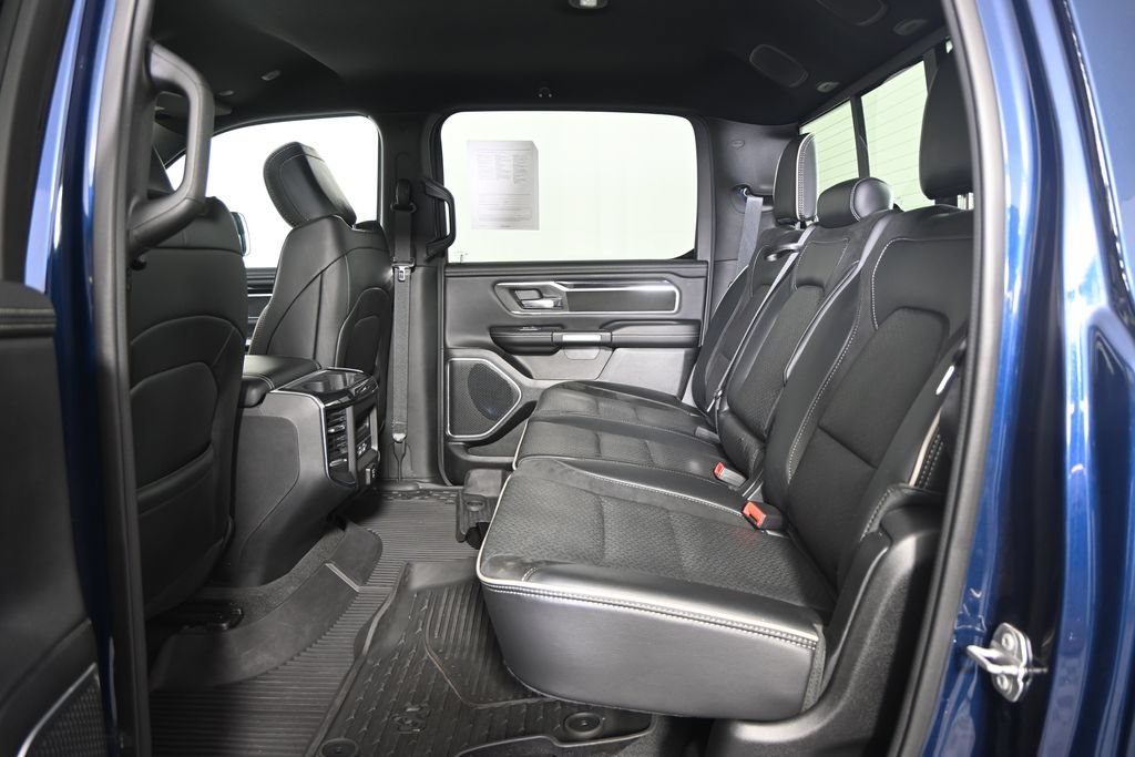 Used 2021 RAM 1500 Laramie w/ Sport Appearance Package AWD/4WD image 18