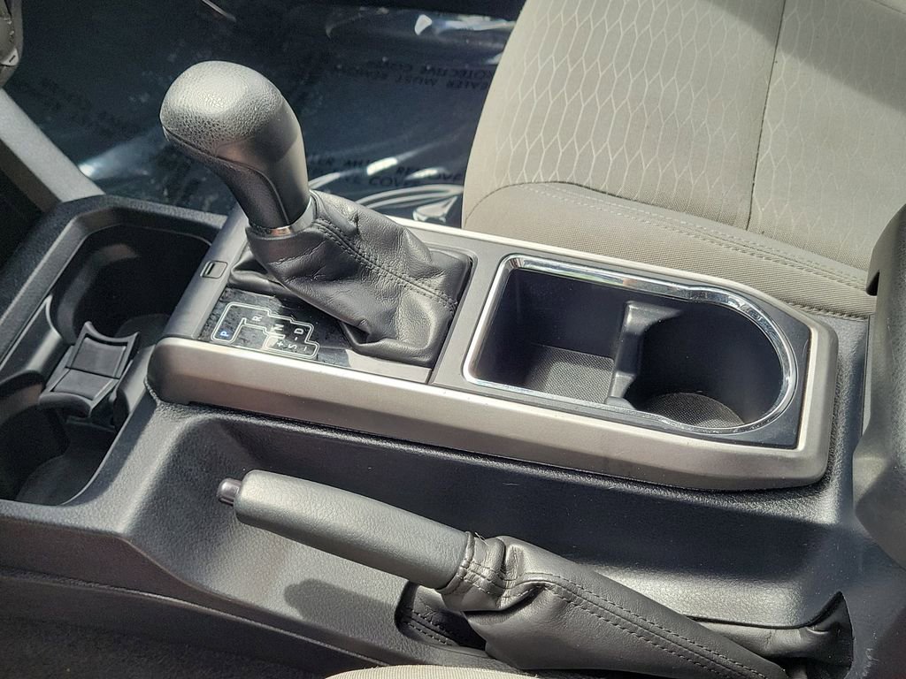 Used 2017 Toyota Tacoma SR5 image 28