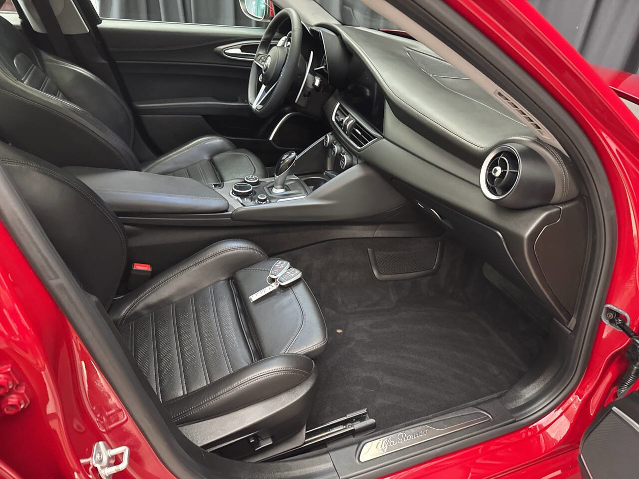 Used 2019 Alfa Romeo Giulia Ti Sport w/ Quick Order Package 22S Sport image 38