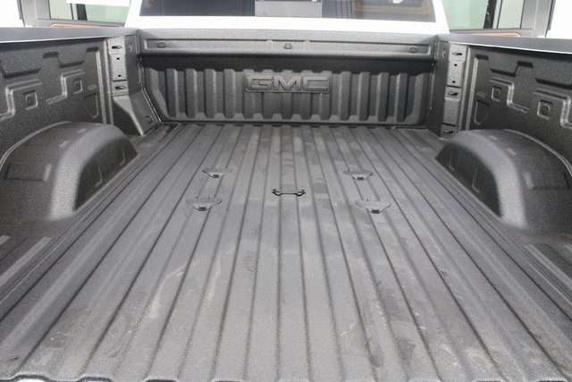 New 2026 GMC Sierra 3500 Denali w/ Denali Reserve Package image 24