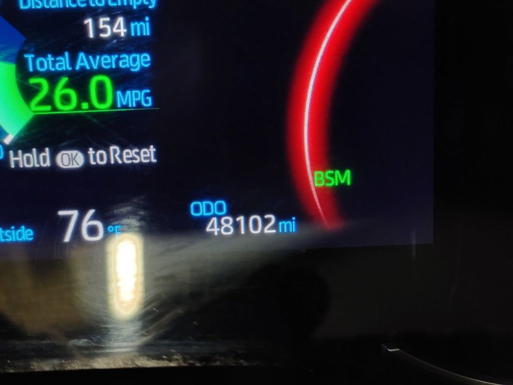 Used 2021 Toyota RAV4 Limited FWD image 2