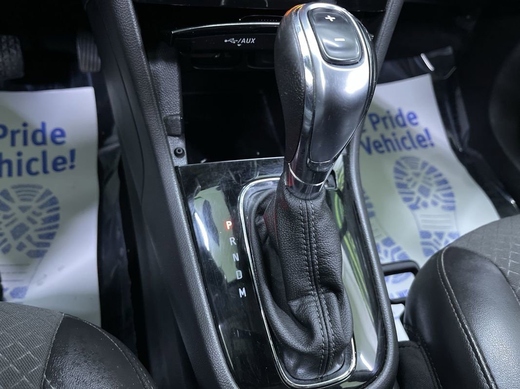 Used 2019 Buick Encore FWD image 23