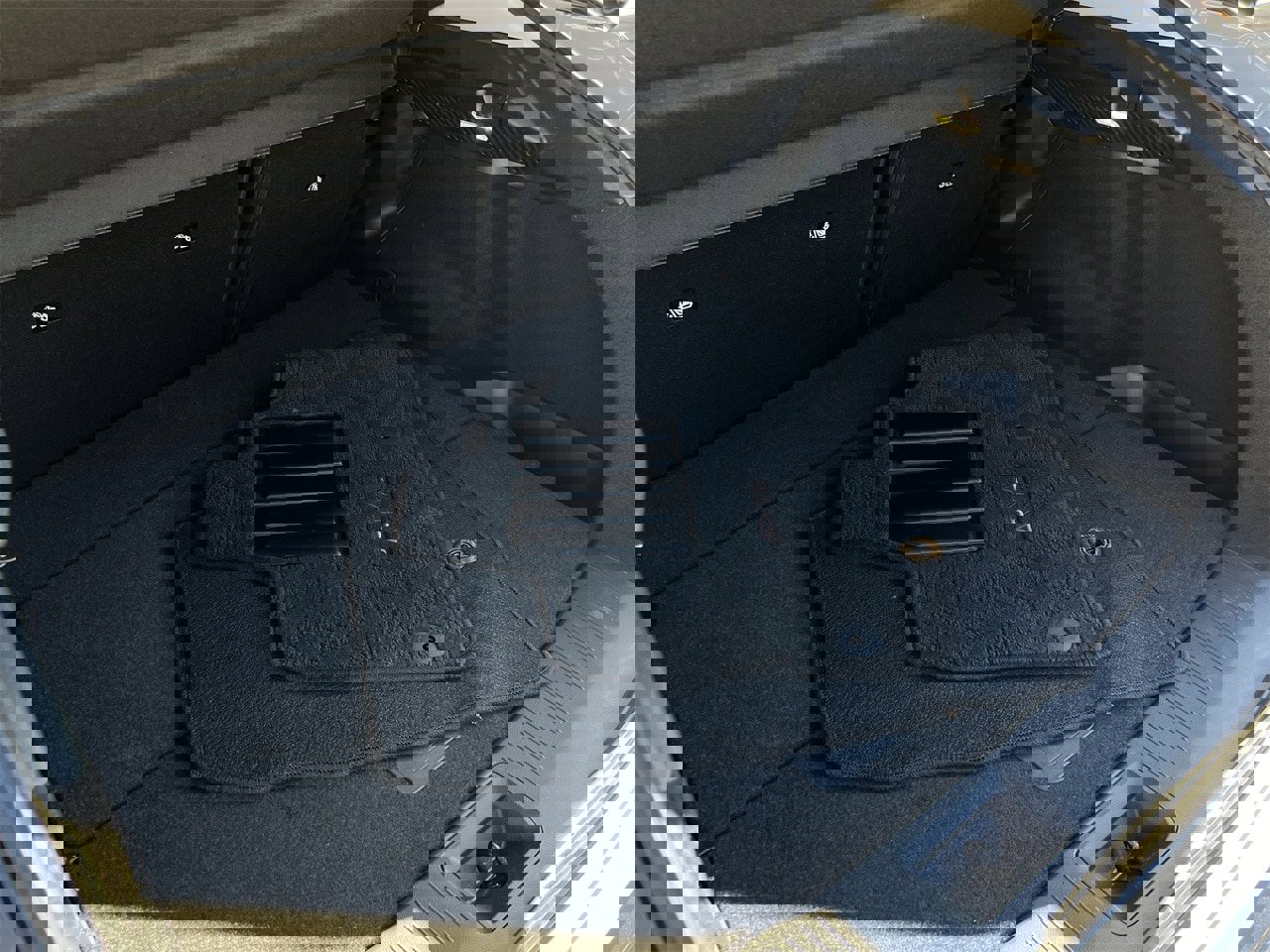 Certified 2023 Nissan Ariya AWD image 27