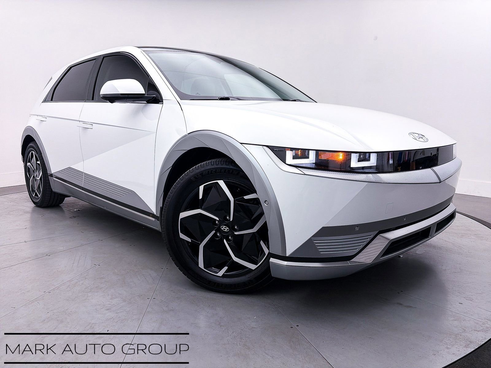 Used 2023 Hyundai Ioniq 5 Limited video 1