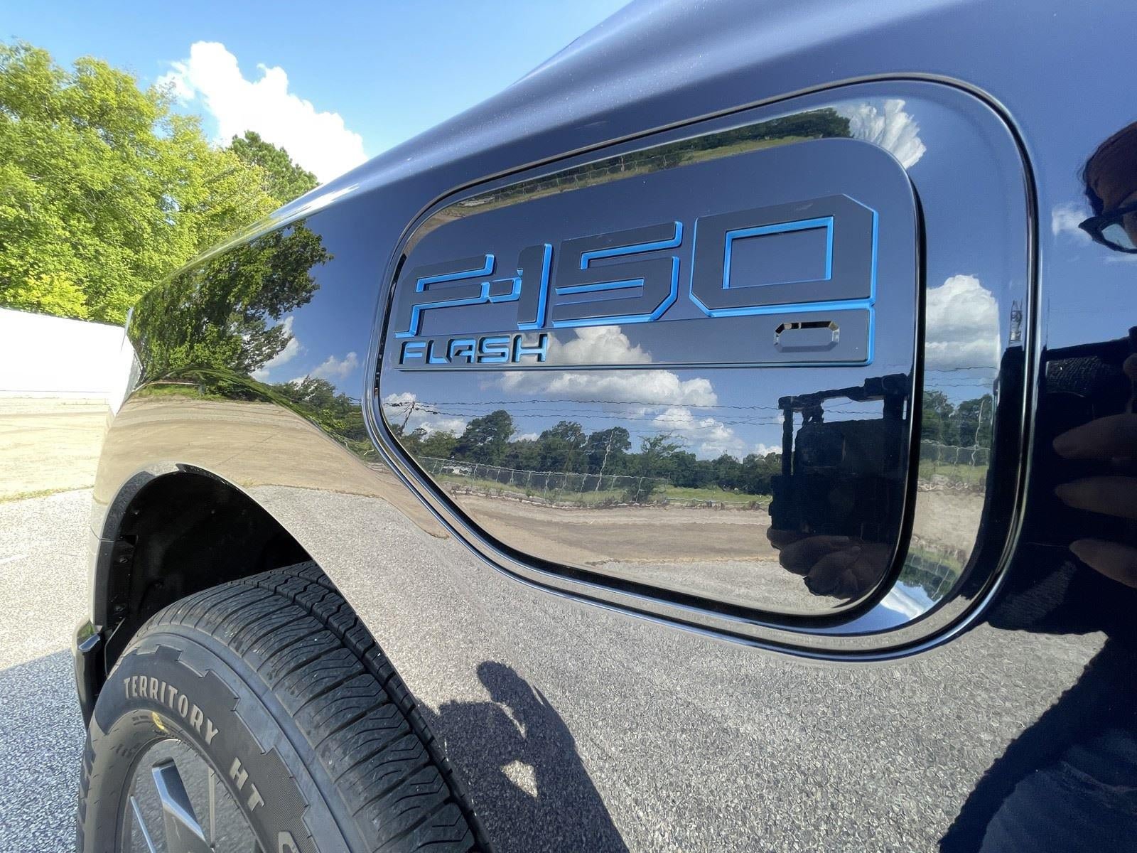 New 2025 Ford F150 Lightning Flash AWD/4WD image 54