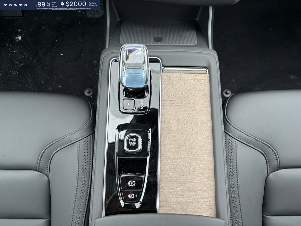 New 2026 Volvo XC90 B6 Plus w/ Protection Package Premier AWD/4WD image 13