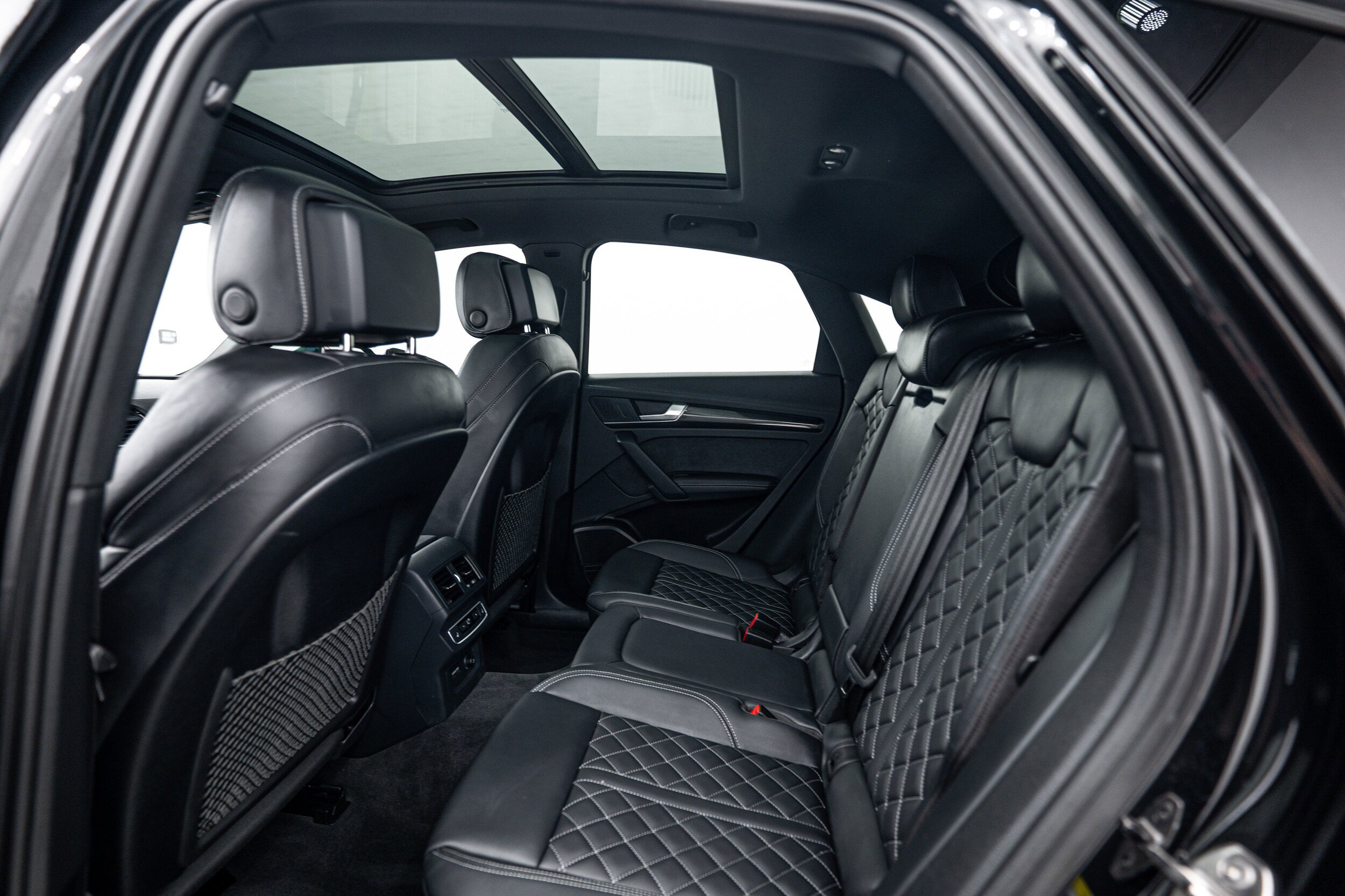 Certified 2024 Audi SQ5 Prestige w/ Prestige Package AWD/4WD image 19