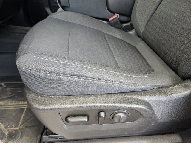 Used 2021 Chevrolet Silverado 1500 LT AWD/4WD image 29