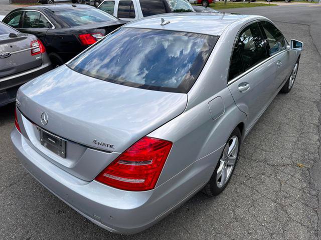 Used 2010 Mercedes-Benz S 550 4MATIC image 3