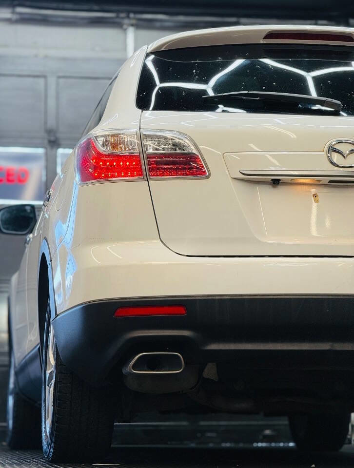 Used 2012 MAZDA CX-9 Grand Touring w/ Moonroof & Bose Audio Pkg image 13