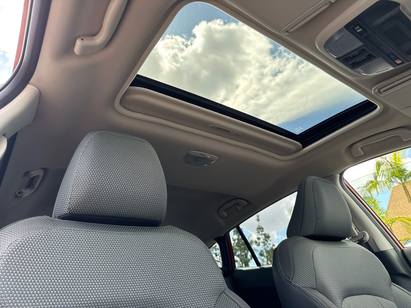 Certified 2024 Subaru Crosstrek 2.0i Premium image 10