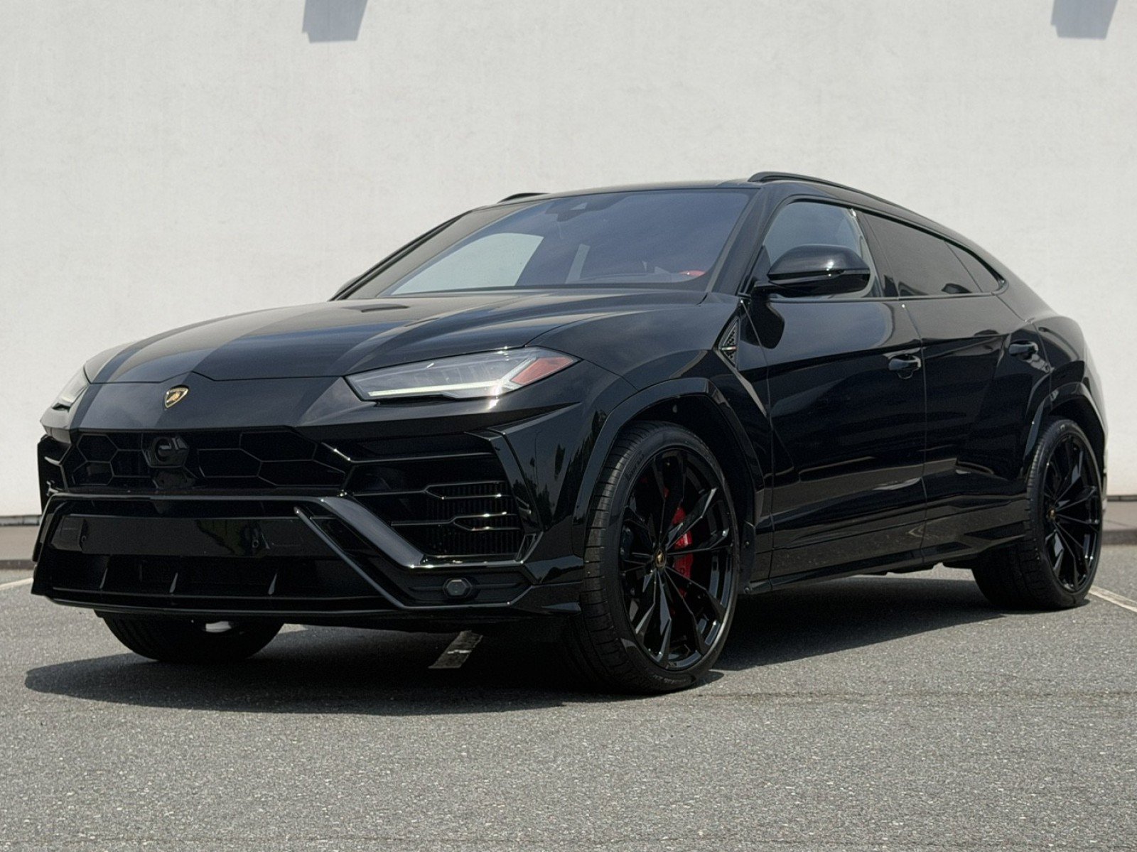Used 2021 Lamborghini Urus AWD/4WD image 2