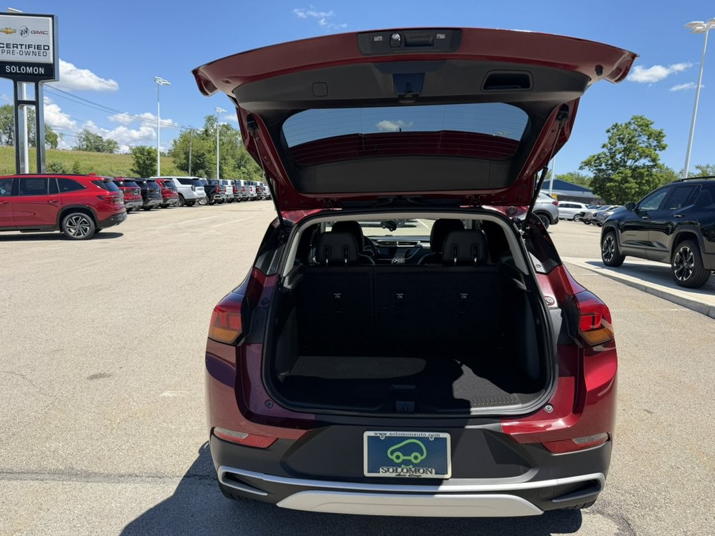 Certified 2023 Buick Encore GX Preferred w/ Cold Weather Comfort Package AWD/4WD image 11