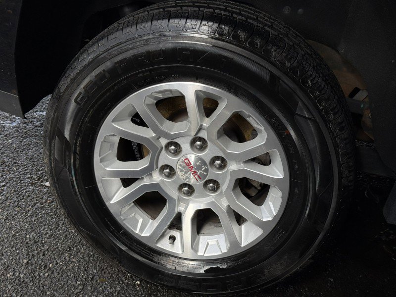 Used 2020 GMC Yukon SLT image 41