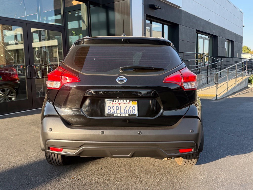 Used 2020 Nissan Kicks SV FWD image 8