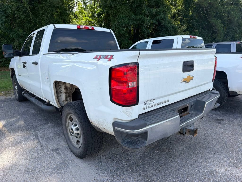 Used 2019 Chevrolet Silverado 2500 W/T AWD/4WD image 4