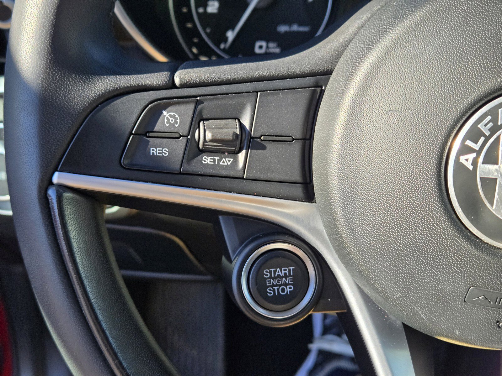 Used 2019 Alfa Romeo Giulia image 20