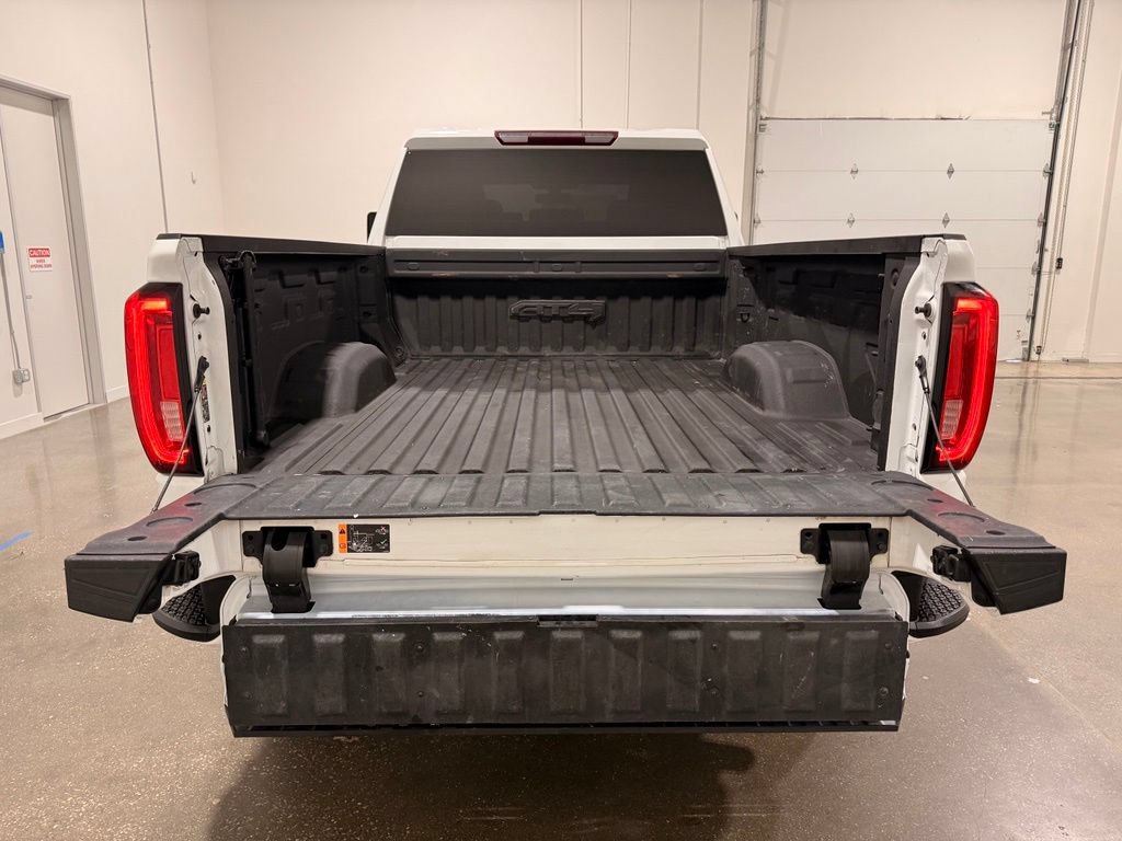 Used 2023 GMC Sierra 2500 AT4 AWD/4WD image 9