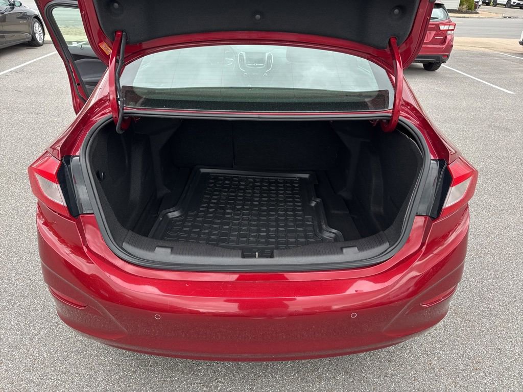 Used 2019 Chevrolet Cruze LT w/ Convenience Package FWD image 15