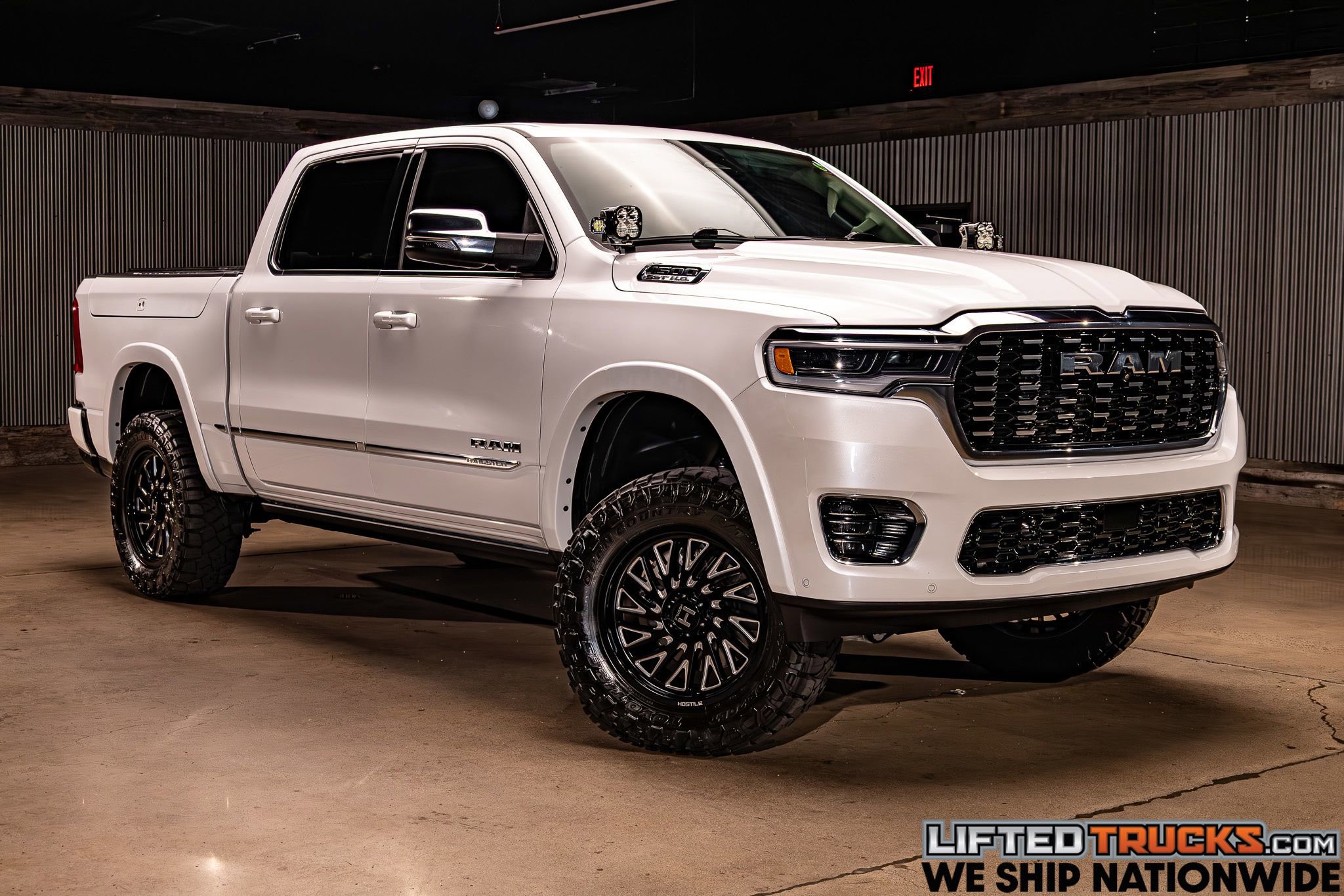 Used 2025 RAM 1500 Tungsten image 1