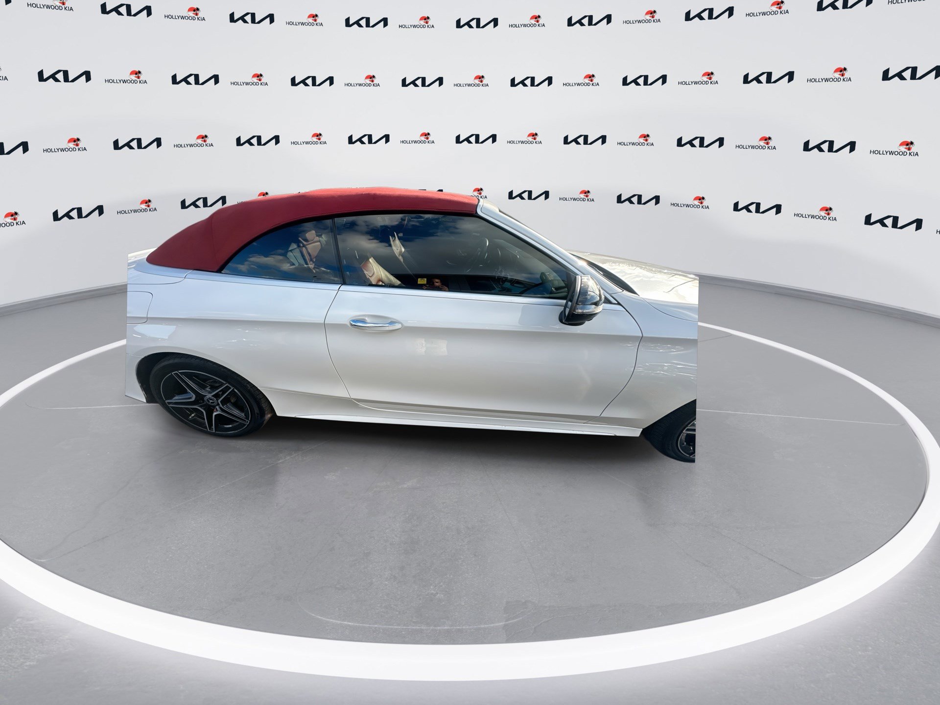 Used 2020 Mercedes-Benz C 300 4MATIC Cabriolet image 9