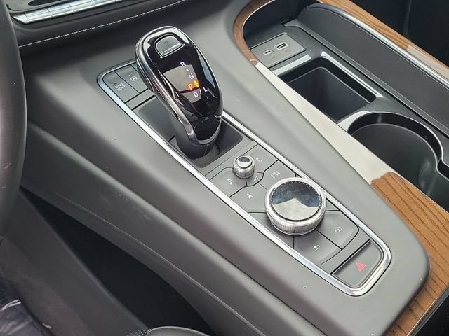 Used 2023 Cadillac Escalade Sport Platinum AWD/4WD image 31