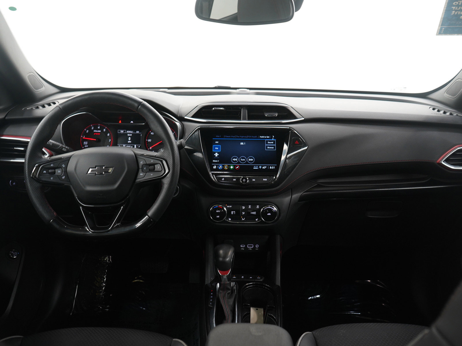 Used 2023 Chevrolet TrailBlazer RS w/ Sun and Liftgate Package image 13