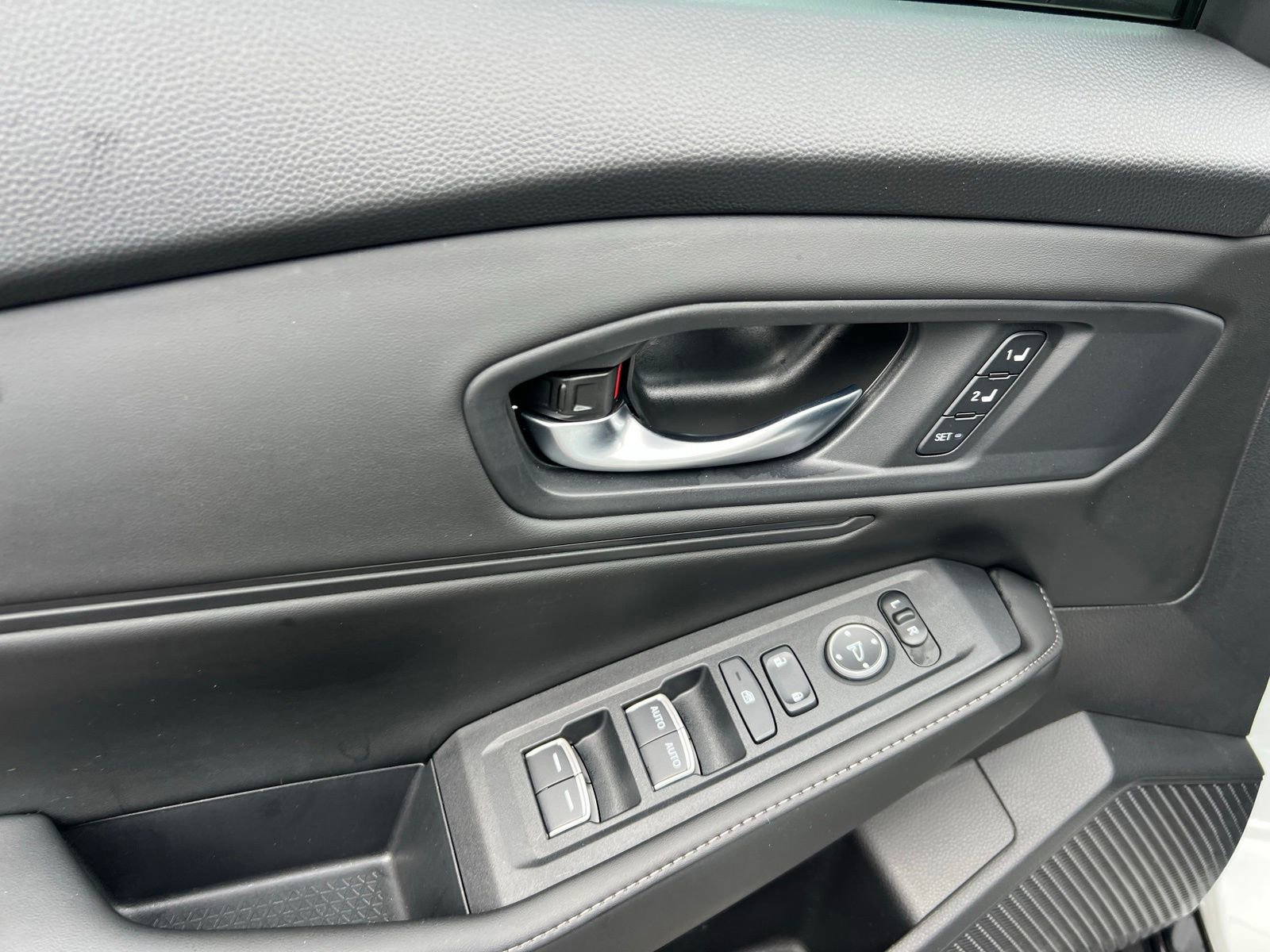 Used 2024 Honda Accord Sport image 25