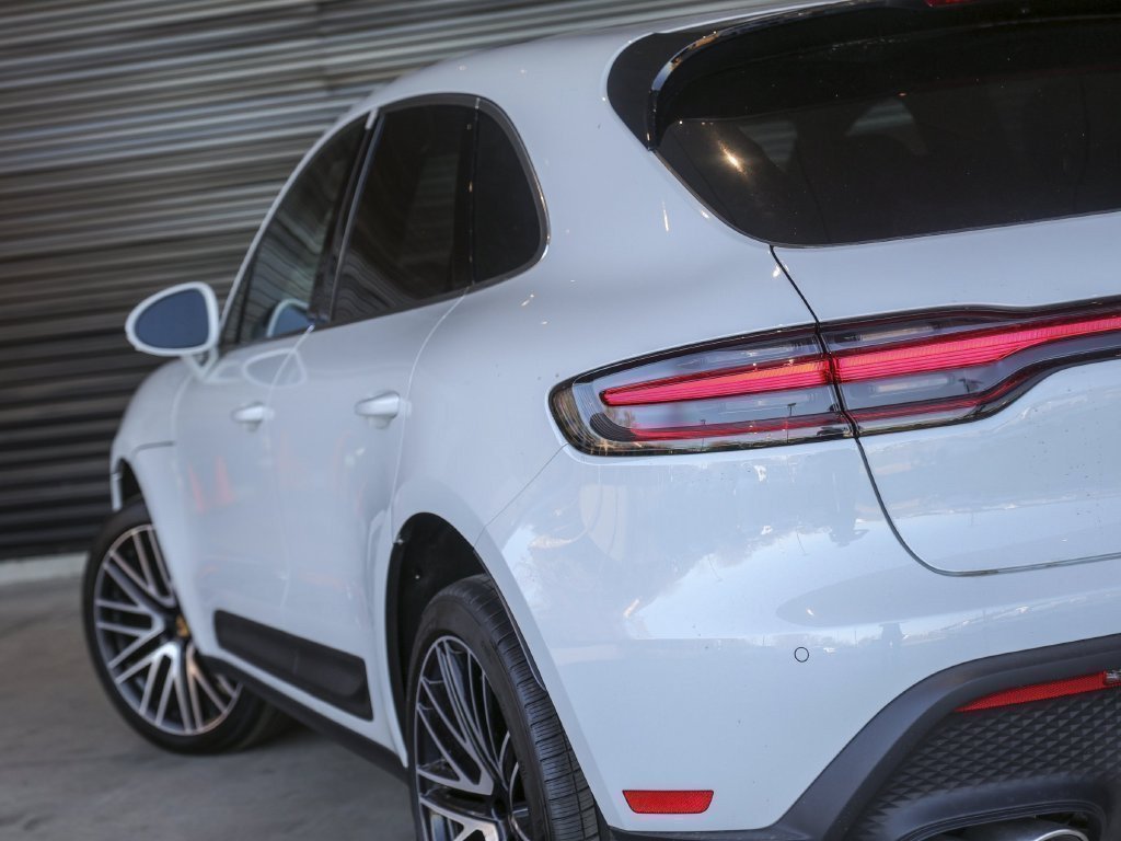 Certified 2026 Porsche Macan S AWD/4WD image 14