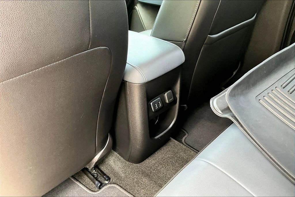 Used 2017 Chevrolet Colorado Z71 AWD/4WD image 13