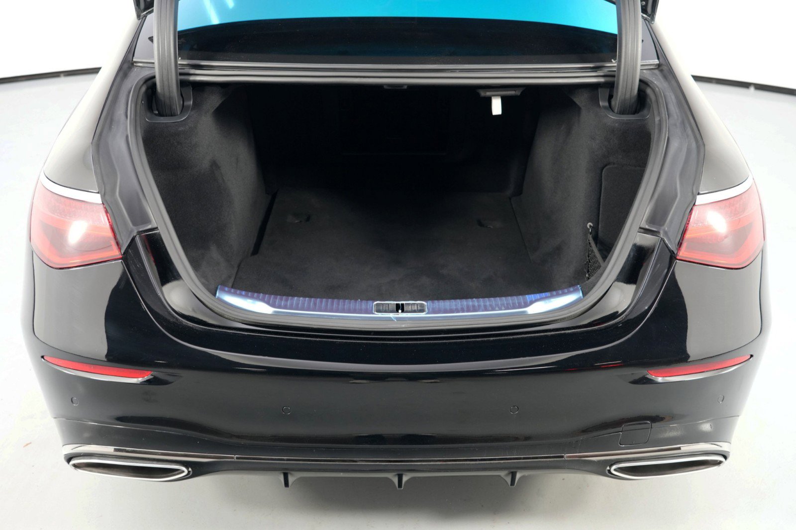 Used 2023 Mercedes-Benz S 580 4MATIC Sedan image 10