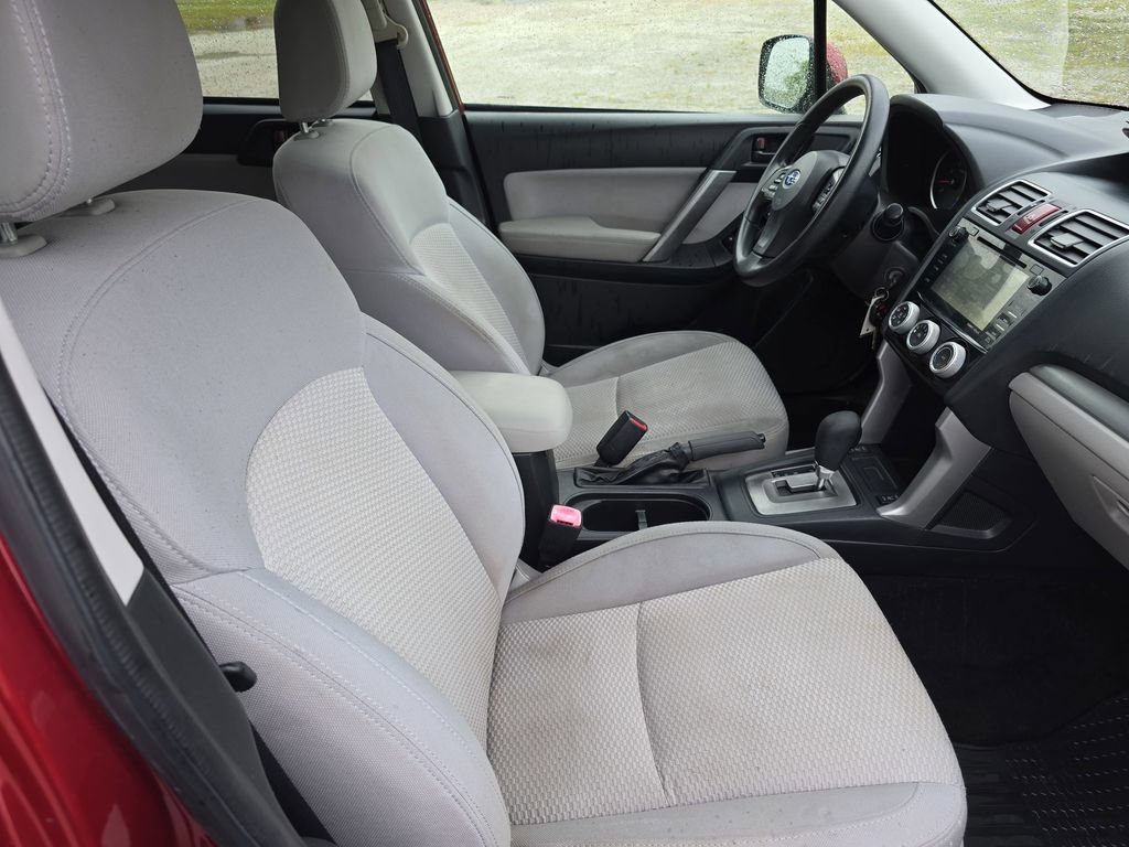 Used 2016 Subaru Forester 2.5i Premium w/ Popular Package #1 AWD/4WD image 10