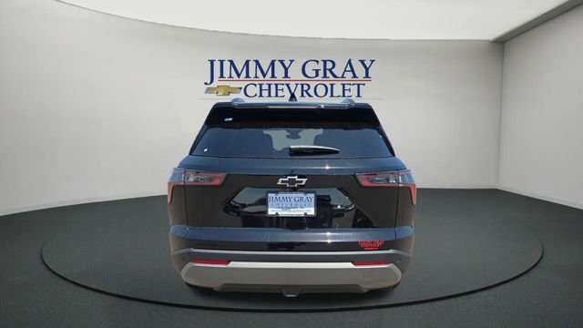 New 2026 Chevrolet Equinox LT w/ Convenience Package II FWD image 4