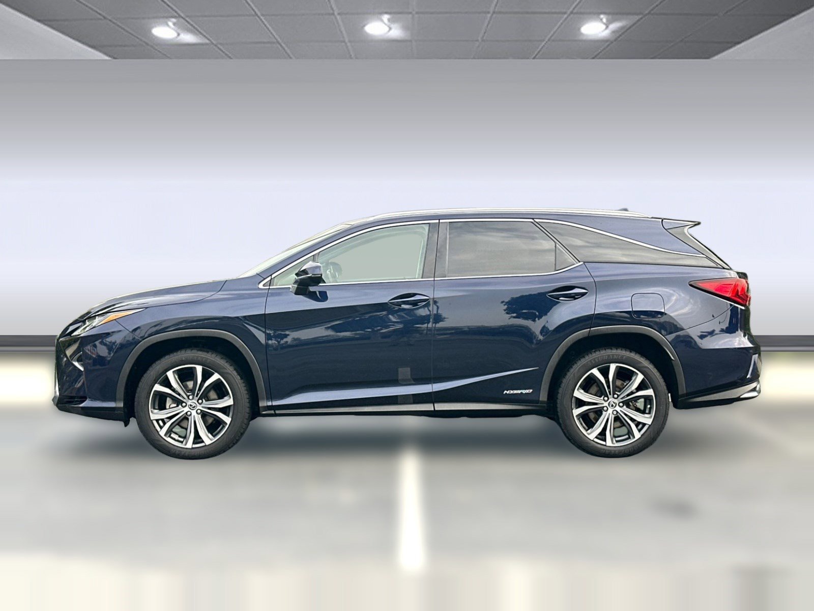 Used 2019 Lexus RX 450hL Premium image 2