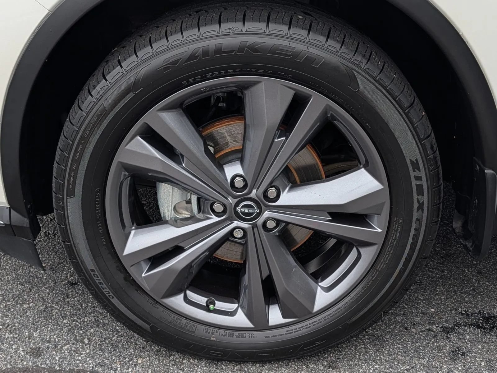 Used 2024 Nissan Murano Platinum w/ Cargo Package FWD image 11