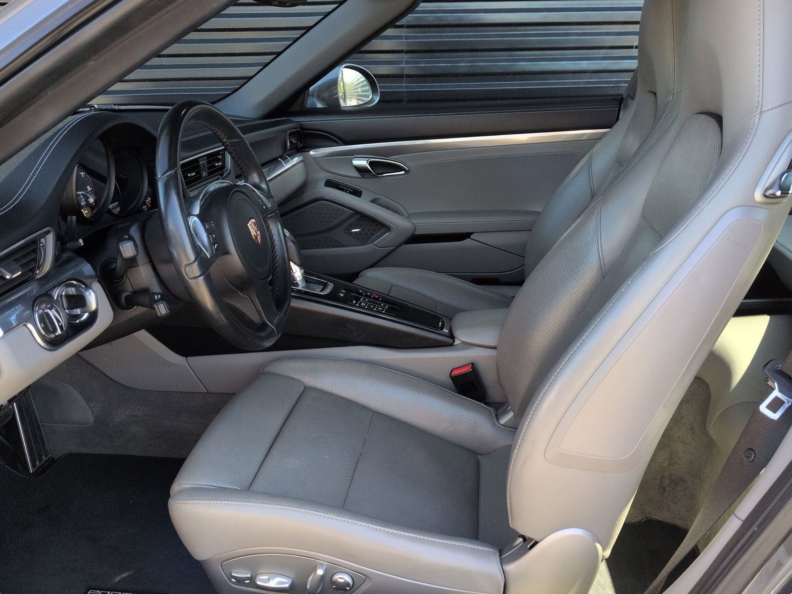 Certified 2015 Porsche 911 Targa 4S image 5