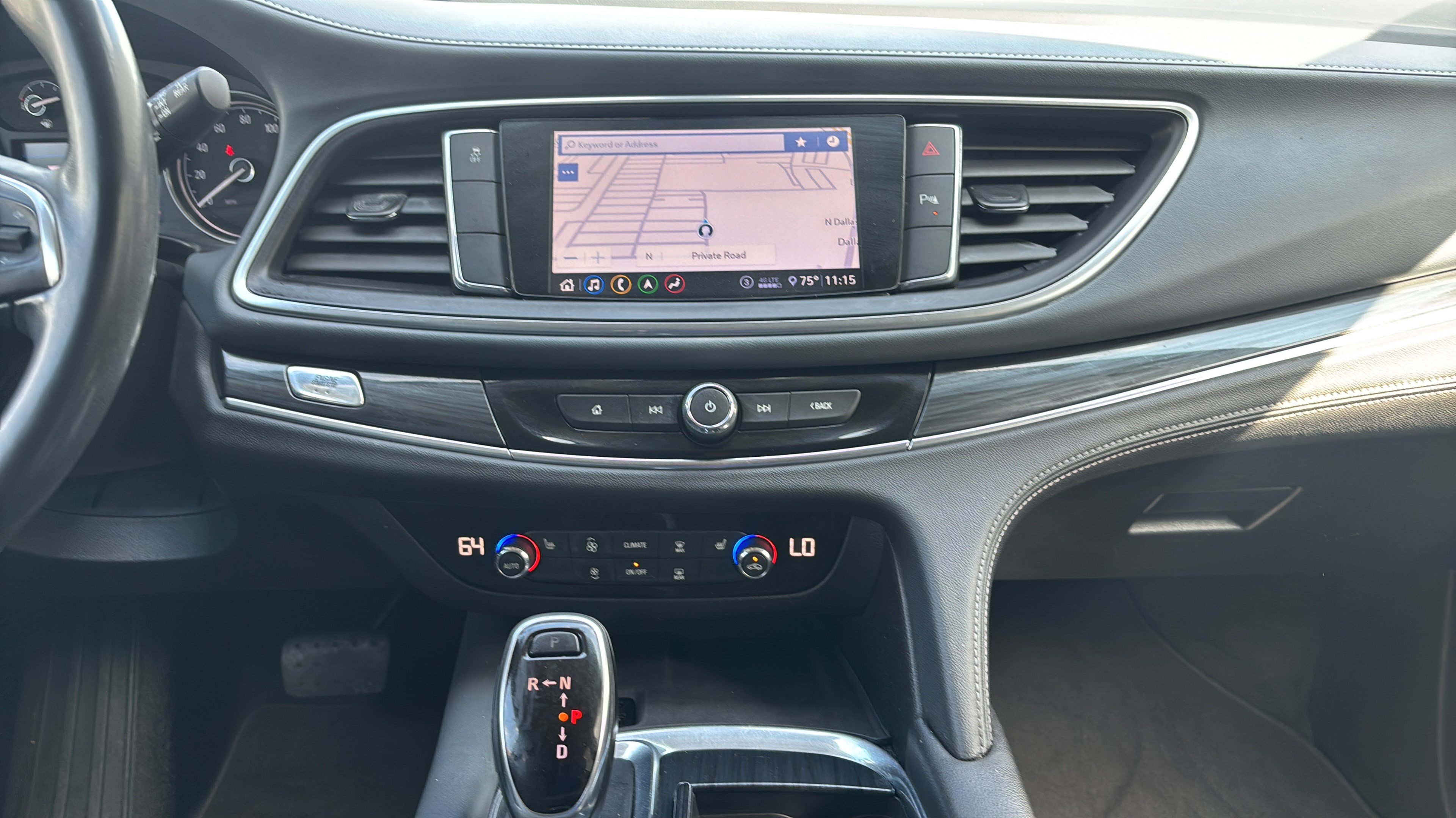 Used 2020 Buick Enclave Essence w/ Sport Touring Edition FWD image 24