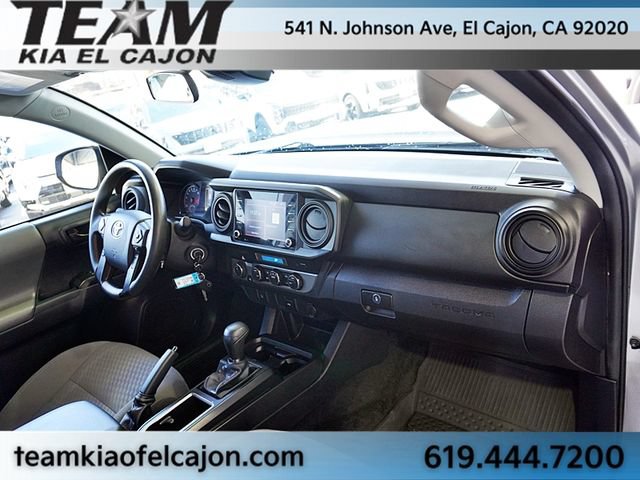 Used 2022 Toyota Tacoma SR AWD/4WD image 14