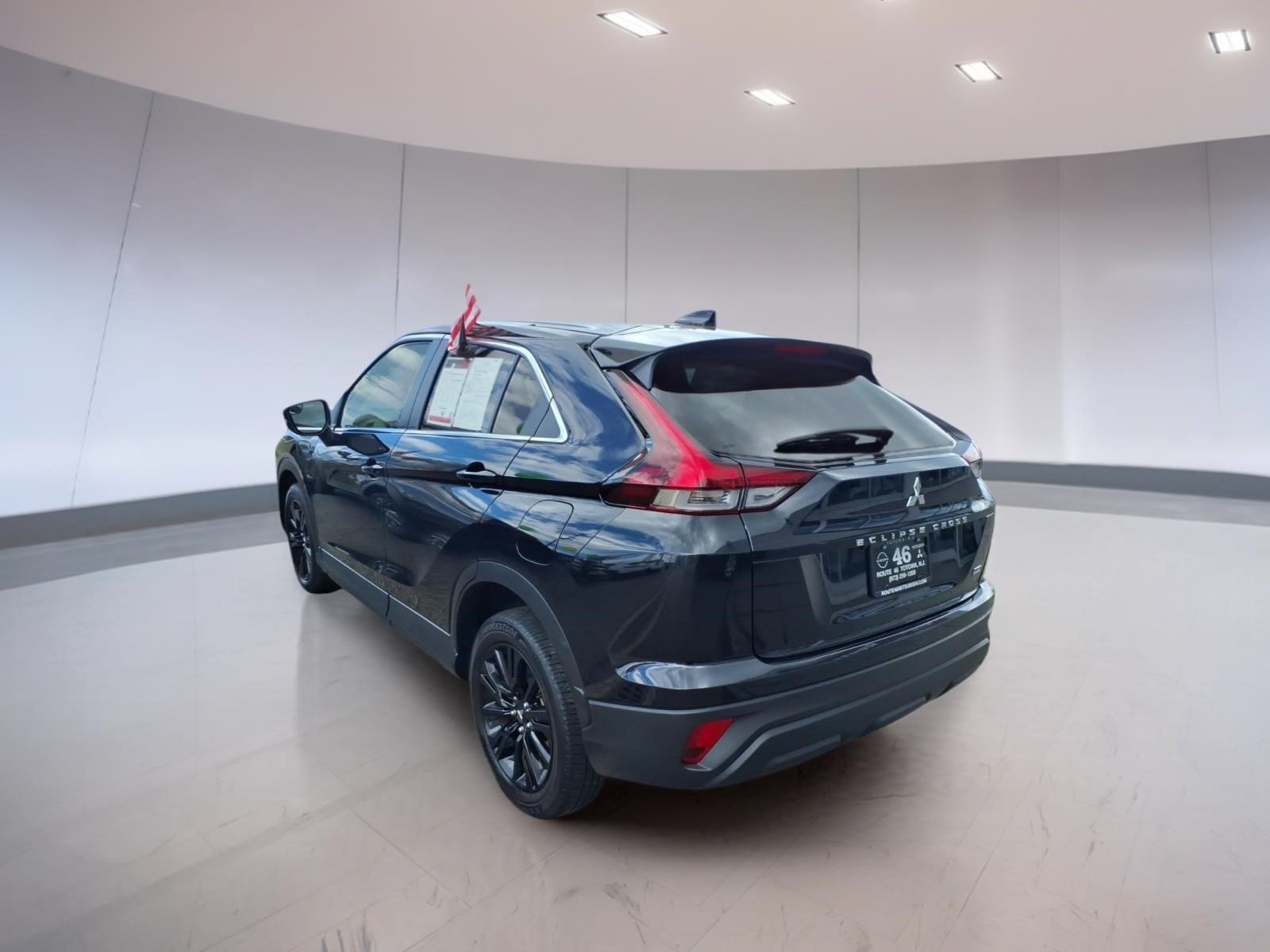 Used 2025 Mitsubishi Eclipse Cross LE AWD/4WD image 3