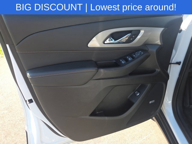 Used 2020 Chevrolet Traverse RS w/ LPO, Floor Liner Package FWD image 27