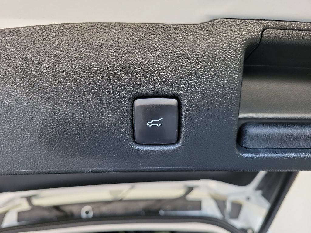 Used 2024 Ford Escape Active AWD/4WD image 12